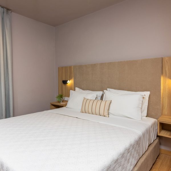 petra-nera-skiathos-comfort-suite-08