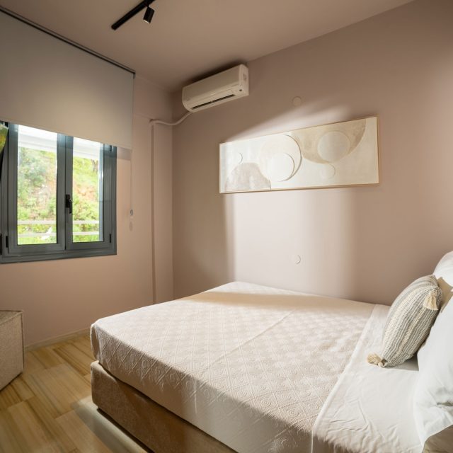 petra-nera-skiathos-king-suite-07