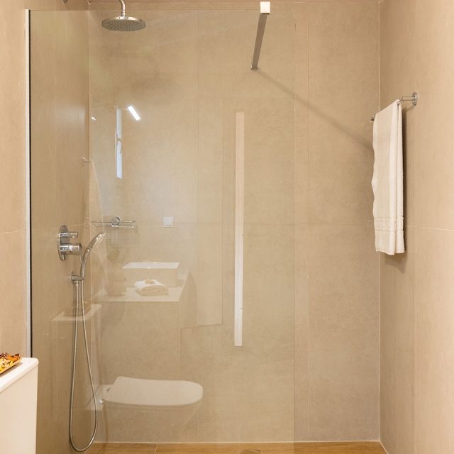 petra-nera-skiathos-queen-suite-10